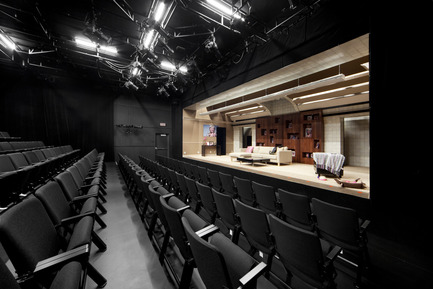 Dossier de presse | 567-05 - Communiqué de presse | Théâtre la Licorne - Les architectes FABG - Architecture institutionnelle - Crédit photo : Steve Montpetit