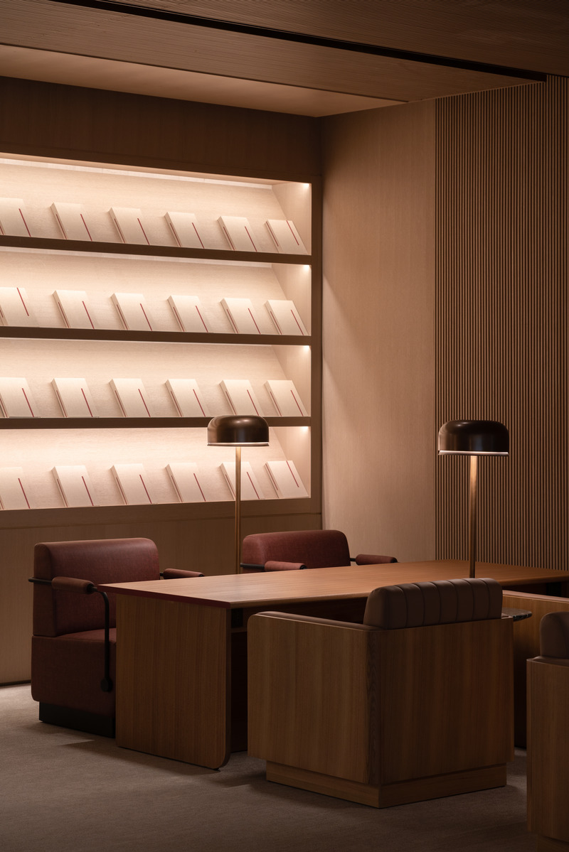 Press kit | 3531-08 - Press release | Intercity Hotel - Vermilion Zhou Design Group - Commercial Interior Design - Meeting and public area - Photo credit: Wu Jian Quan
