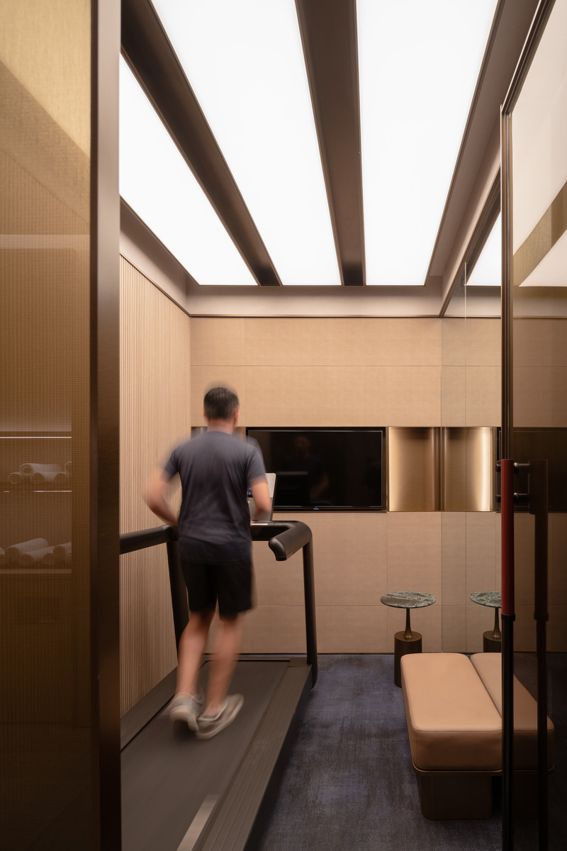 Press kit | 3531-08 - Press release | Intercity Hotel - Vermilion Zhou Design Group - Commercial Interior Design -  Single gym space, without disturb  - Photo credit: Wu Jian Quan