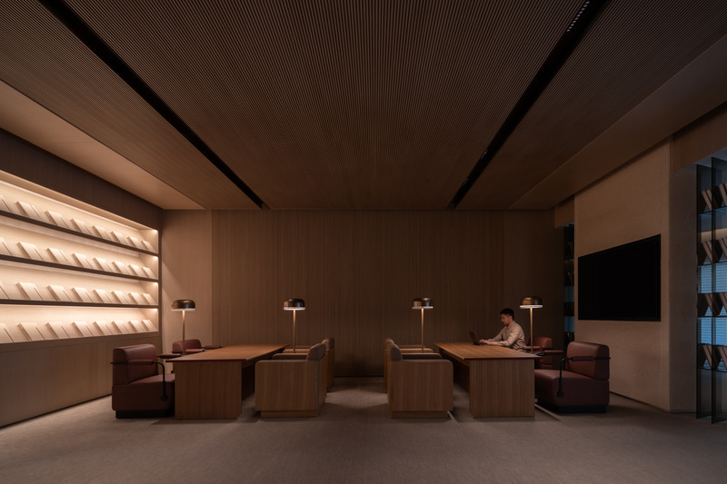 Press kit | 3531-08 - Press release | Intercity Hotel - Vermilion Zhou Design Group - Commercial Interior Design - Meeting and public area - Photo credit: Wu Jian Quan