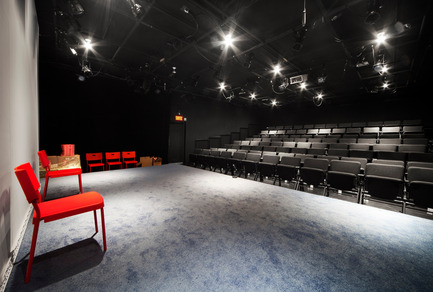 Dossier de presse | 567-05 - Communiqué de presse | Théâtre la Licorne - Les architectes FABG - Architecture institutionnelle - Crédit photo : Steve Montpetit