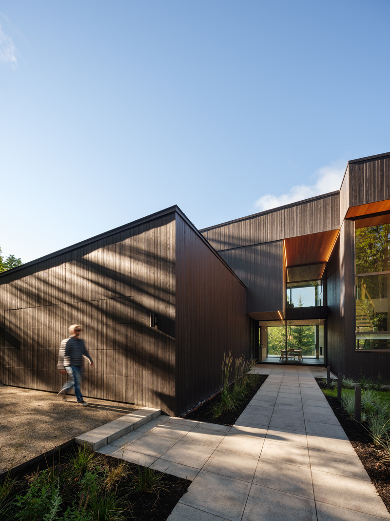 Press kit | 880-18 - Press release | The Break Residence - MU Architecture - Residential Architecture - Photo credit: Ulysse Lemerise Bouchard