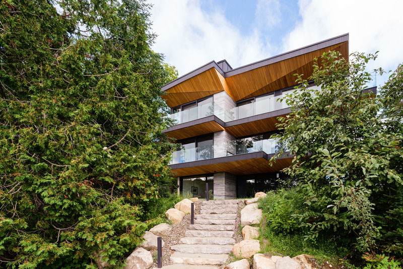Press kit | 880-18 - Press release | The Break Residence - MU Architecture - Residential Architecture - Photo credit: Ulysse Lemerise Bouchard