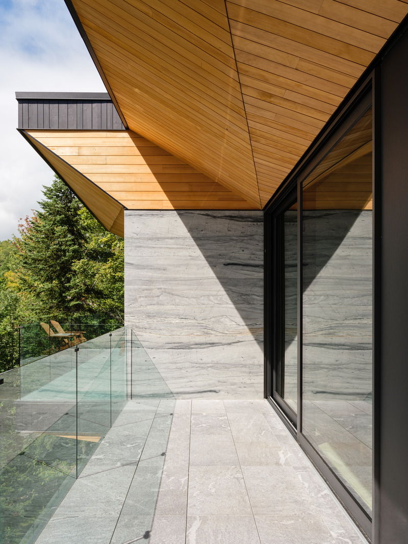 Press kit | 880-18 - Press release | The Break Residence - MU Architecture - Residential Architecture - Photo credit: Ulysse Lemerise Bouchard