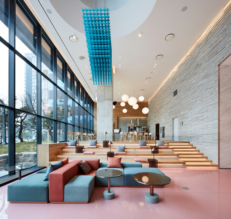 Press kit | 6576-02 - Press release | SCAAA Skillfully Aligns Critical Thinking and Creativity with Commerce - SCAAA - Commercial Architecture - <p class="">RYSE:  The thoughtful design of a multi-level and multi-use lobby realizes the hotel’s attractive location near arts colleges, commercial and retail avenues, and an international airport.</p> - Photo credit: <p class="">Kim YongKwan </p><p class="">@yongkwankim_photo</p>