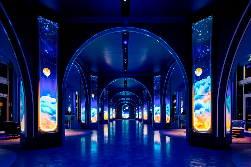 Press kit | 1089-09 - Press release | Moment Factory and Schroders Reimagine Hospitality with the Grand Magic Hotel - Moment Factory - Multimedia Design - Sky Gallery - Photo credit: Moment Factory<br>