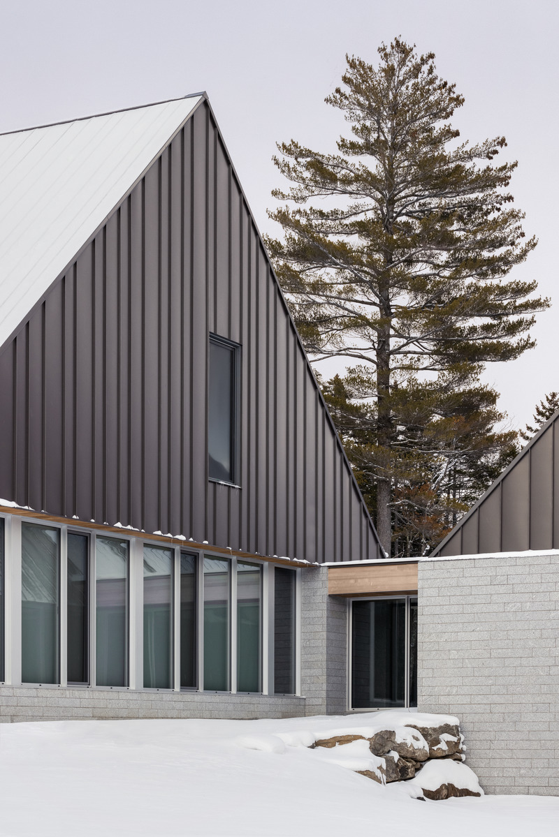 Dossier de presse | 3303-03 - Communiqué de presse | Les Trois Sommets - NÓS - Architecture résidentielle - Crédit photo : Eric Petschek<h3><br></h3>