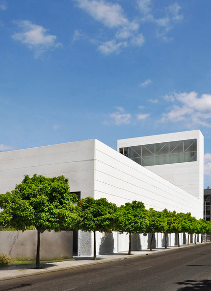 Dossier de presse | 966-01 - Communiqué de presse | Parish Church of Solace, Cordoba - Vicens + Ramos - Architecture institutionnelle - Crédit photo : Vicens + Ramos