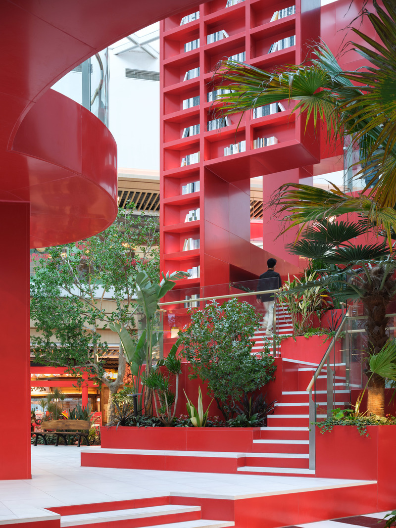 Press kit | 3565-14 - Press release | Qingdao Future City — the Fantastic Jungle - CLOU architects - Commercial Interior Design - Photo credit: Zhu Runzi