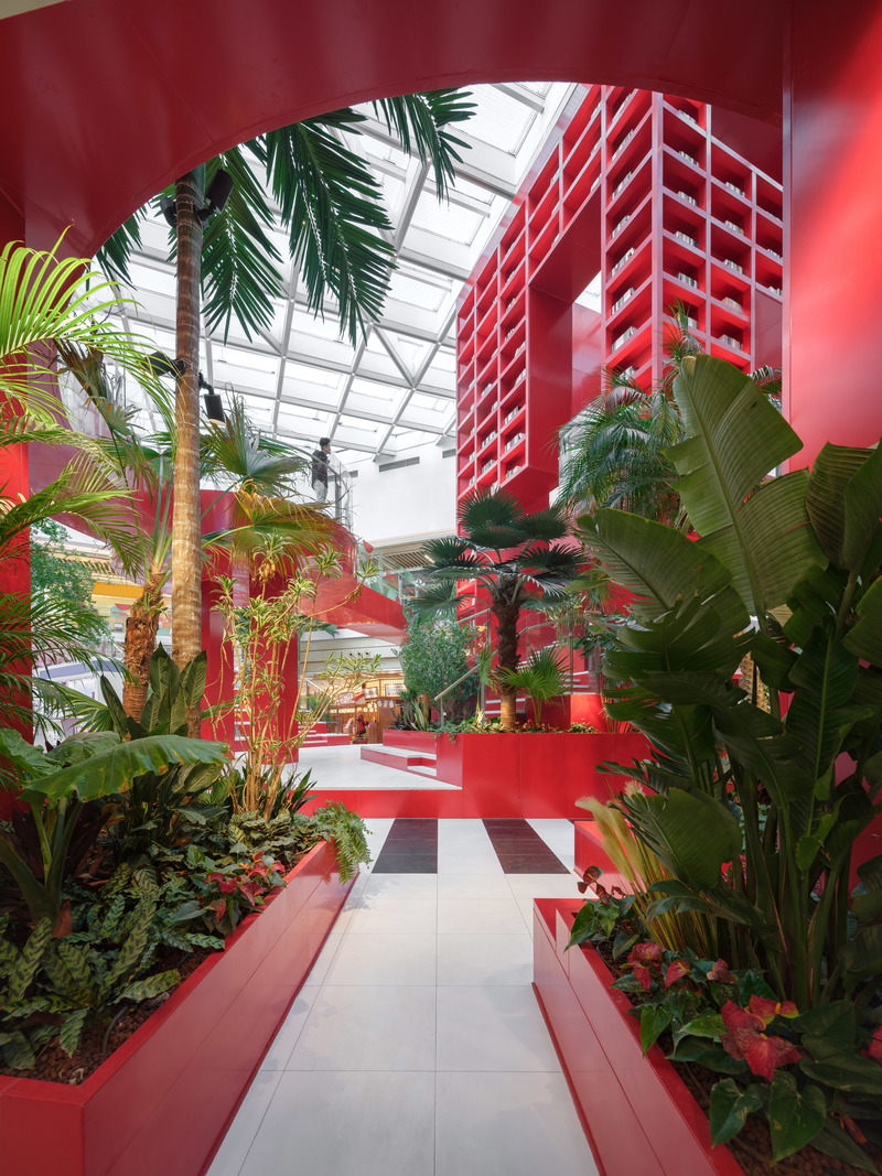 Press kit | 3565-14 - Press release | Qingdao Future City — the Fantastic Jungle - CLOU architects - Commercial Interior Design - Photo credit: Zhu Runzi