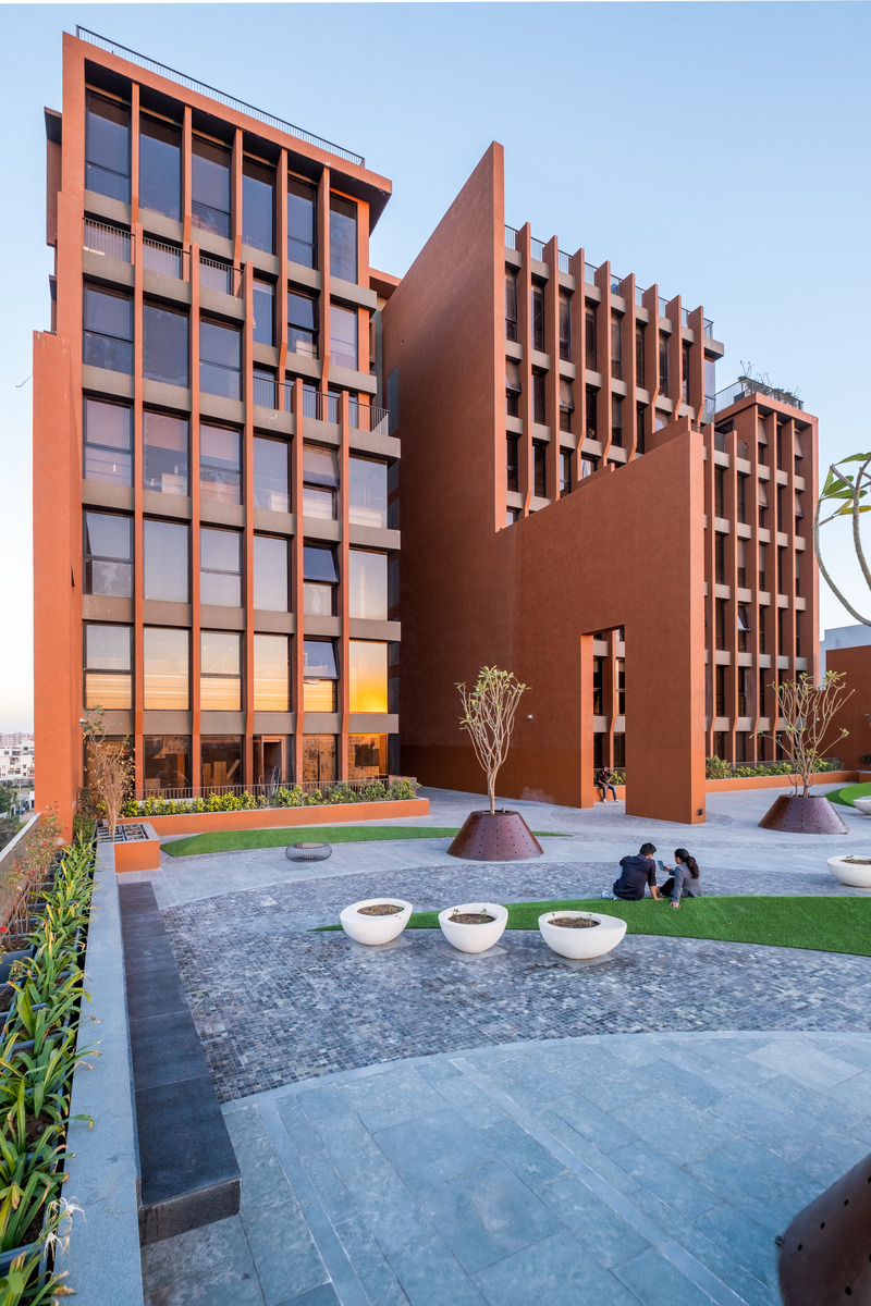 Dossier de presse | 1432-15 - Communiqué de presse | Interstellar - Sanjay Puri Architects - Architecture commerciale - Crédit photo : MR.ABHISHEK SHAH