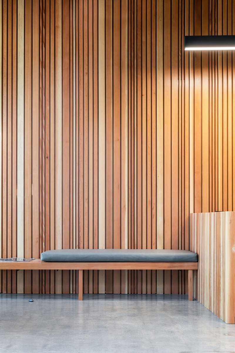 Dossier de presse | 5795-04 - Communiqué de presse | ANX Transforms Former Hanna-Barbera Studio Into Television and Film Offices - ANX / Aaron Neubert Architects - Design d’intérieur commercial - Reception<br style=""> - Crédit photo : Paul Vu / HANA 