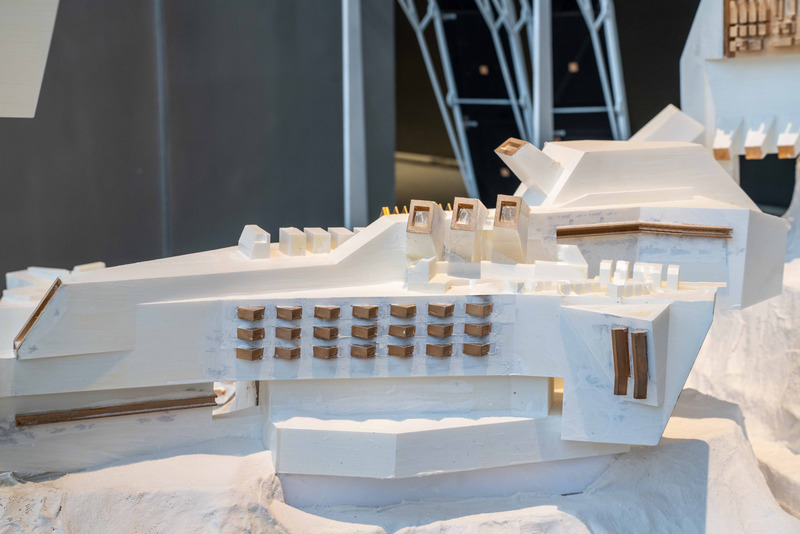Dossier de presse | 5651-05 - Communiqué de presse | Architecture as an Interdisciplinary Narrative Apparatus - LIN architecture - Évènement + Exposition - close-up - Crédit photo : DUO Architectural Photography