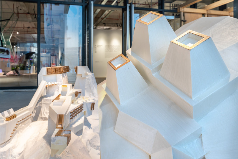 Dossier de presse | 5651-05 - Communiqué de presse | Architecture as an Interdisciplinary Narrative Apparatus - LIN architecture - Évènement + Exposition - close-up - Crédit photo : DUO Architectural Photography