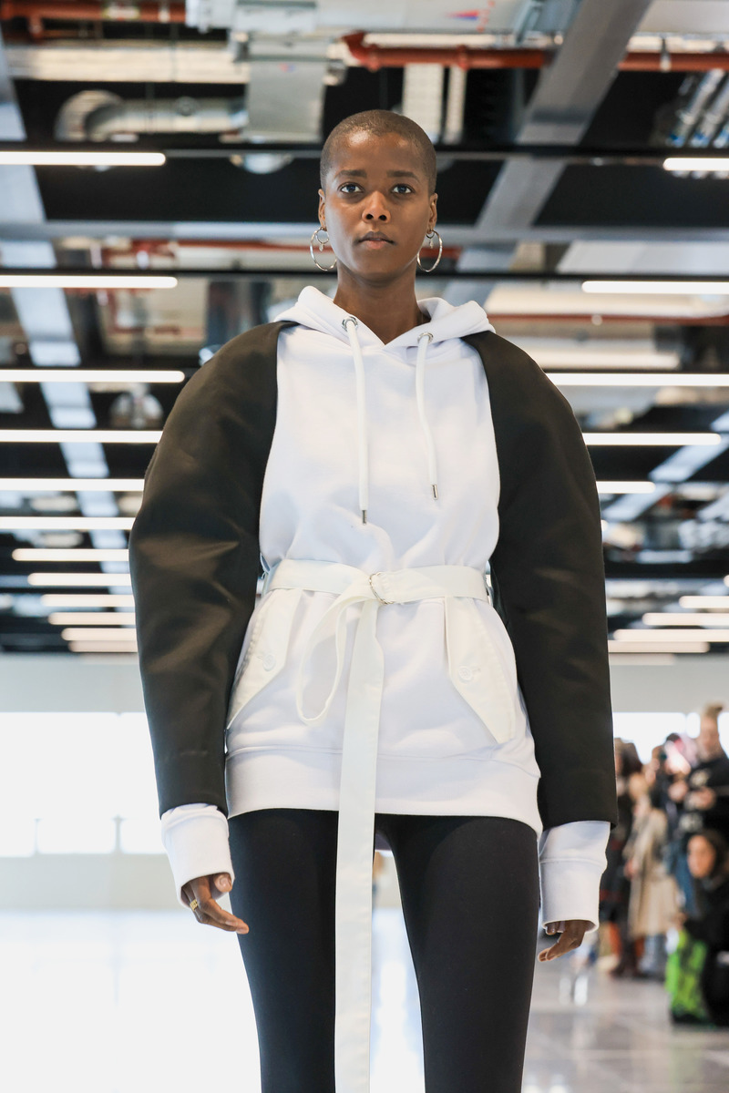 Press kit | 6785-01 - Press release | IDA International Designer of the Year 2nd Time Winner to Jens Laugesen for Aw 23 Lfw - //JENS_LAUGESEN / GENERIC SENS LTD - Fashion Design - LAUGESEN AW23 @ LONDON FASHION WEEK - Photo credit: <p>Photo by Alla Bogdanovic @allaphoto.art</p>