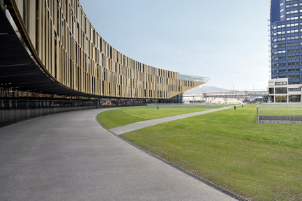 Dossier de presse | 1008-02 - Communiqué de presse | Centre de gestion financière et de vente de la voestalpine Stahl GmbH - Dietmar Feichtinger Architectes - Architecture commerciale - Crédit photo : Jo Feichtinger