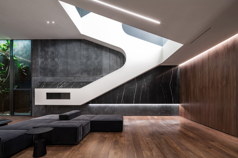 Press kit | 2244-04 - Press release | RO54 - Arshia Architects - Residential Architecture - Library - Photo credit: Paul Vu