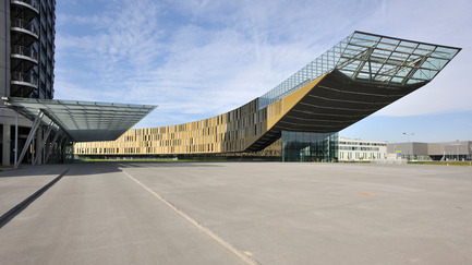 Dossier de presse | 1008-02 - Communiqué de presse | Centre de gestion financière et de vente de la voestalpine Stahl GmbH - Dietmar Feichtinger Architectes - Architecture commerciale - Crédit photo : Josef Pausch