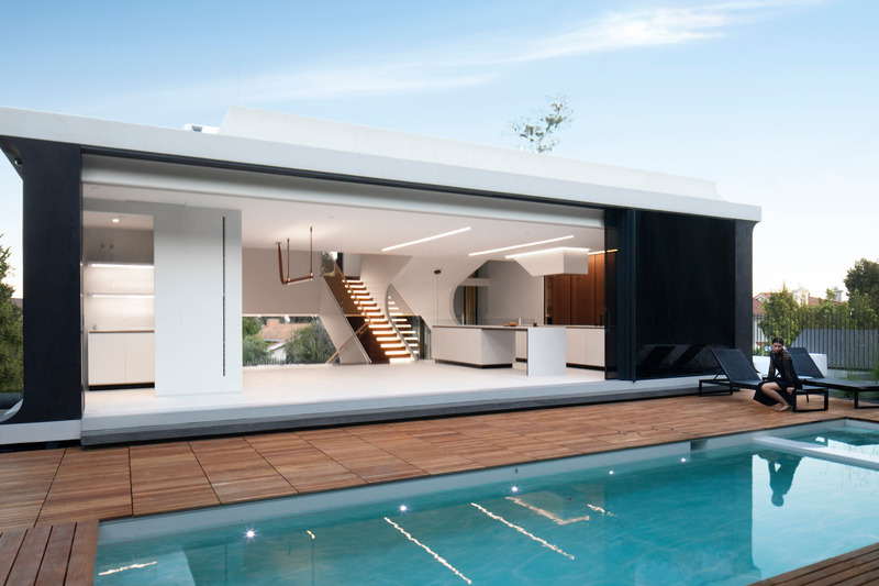 Press kit | 2244-04 - Press release | RO54 - Arshia Architects - Residential Architecture - Exterior View - Photo credit: Renee Parkhurst