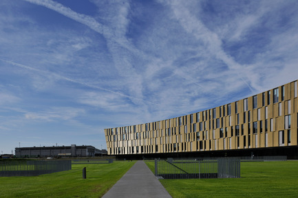 Dossier de presse | 1008-02 - Communiqué de presse | Centre de gestion financière et de vente de la voestalpine Stahl GmbH - Dietmar Feichtinger Architectes - Architecture commerciale - Crédit photo : Josef Pausch