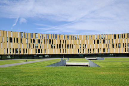 Dossier de presse | 1008-02 - Communiqué de presse | Centre de gestion financière et de vente de la voestalpine Stahl GmbH - Dietmar Feichtinger Architectes - Architecture commerciale - Crédit photo : Josef Pausch