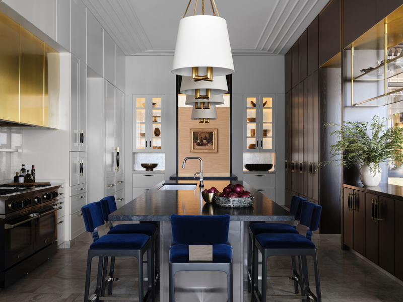 Press kit | 6087-03 - Press release | Family Connections: a Five-Star Retreat in the Desert Southwest - Daniel Joseph Chenin, Ltd. - Residential Interior Design - Symmetry, balance, and layered views. - Photo credit: Douglas Friedman