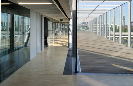 Dossier de presse | 1008-02 - Communiqué de presse | Centre de gestion financière et de vente de la voestalpine Stahl GmbH - Dietmar Feichtinger Architectes - Architecture commerciale - Crédit photo : Josef Pausch