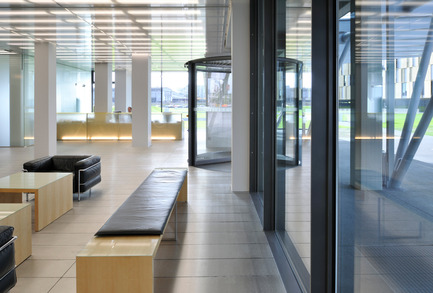 Dossier de presse | 1008-02 - Communiqué de presse | Centre de gestion financière et de vente de la voestalpine Stahl GmbH - Dietmar Feichtinger Architectes - Architecture commerciale - Crédit photo : Josef Pausch