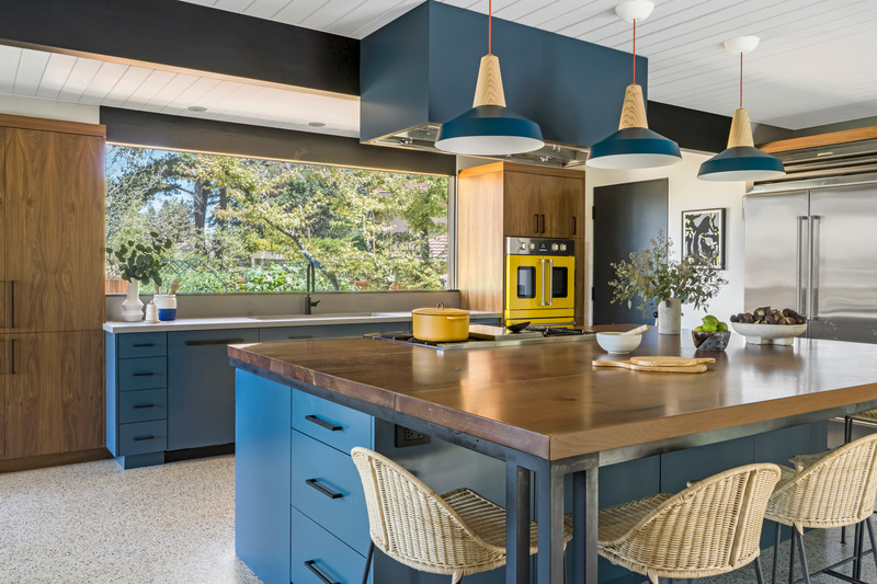 Press kit | 2757-33 - Press release | Gustave Carlson Design Skillfully Stewards an Unlikely Eichler - Gustave Carlson Design - Residential Architecture -   <p>In the natural light-filled kitchen, Farrow &amp; Ball's Hague Blue No. 30 adds a distinctive flair to the custom cabinetry, designed by Gustave Carlson.  The central island has a black walnut wood top and custom steel legs.</p>   - Photo credit: David Duncan Livingston