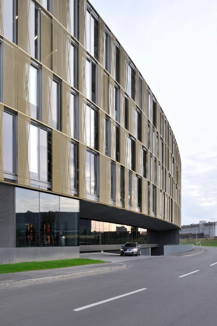 Dossier de presse | 1008-02 - Communiqué de presse | Centre de gestion financière et de vente de la voestalpine Stahl GmbH - Dietmar Feichtinger Architectes - Architecture commerciale - Crédit photo : Josef Pausch