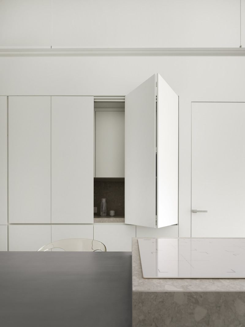 Press kit | 2247-09 - Press release | White Cassette - Maxim Kashin Architects - Residential Interior Design - Photo credit: Dmitry Chebanenkov