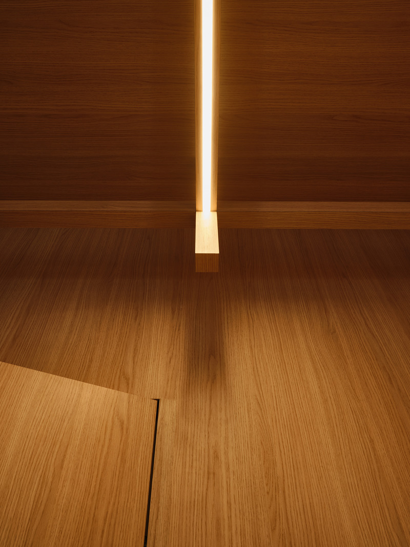 Dossier de presse | 3491-02 - Communiqué de presse | A Unique Ceiling Feature Defines a New Concept for Eye Clinic and Eyewear Retail - Atelier SUN - Design d’intérieur commercial - Detail of Lighting feature - Crédit photo : Joel Esposito