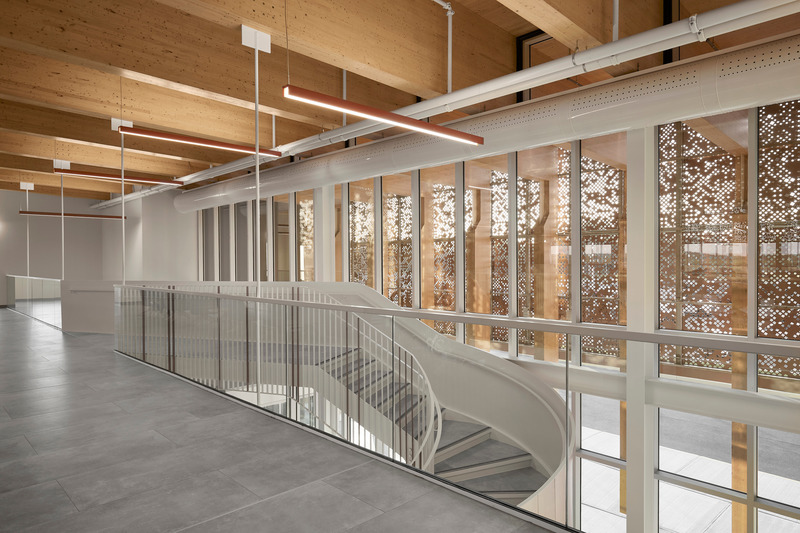 Dossier de presse | 612-24 - Communiqué de presse | Une nouvelle aérogare pour l’aéroport de Rouyn-Noranda - EVOQ Architecture + ARTCAD en consortium - Architecture institutionnelle - Crédit photo : Maxime Brouillet