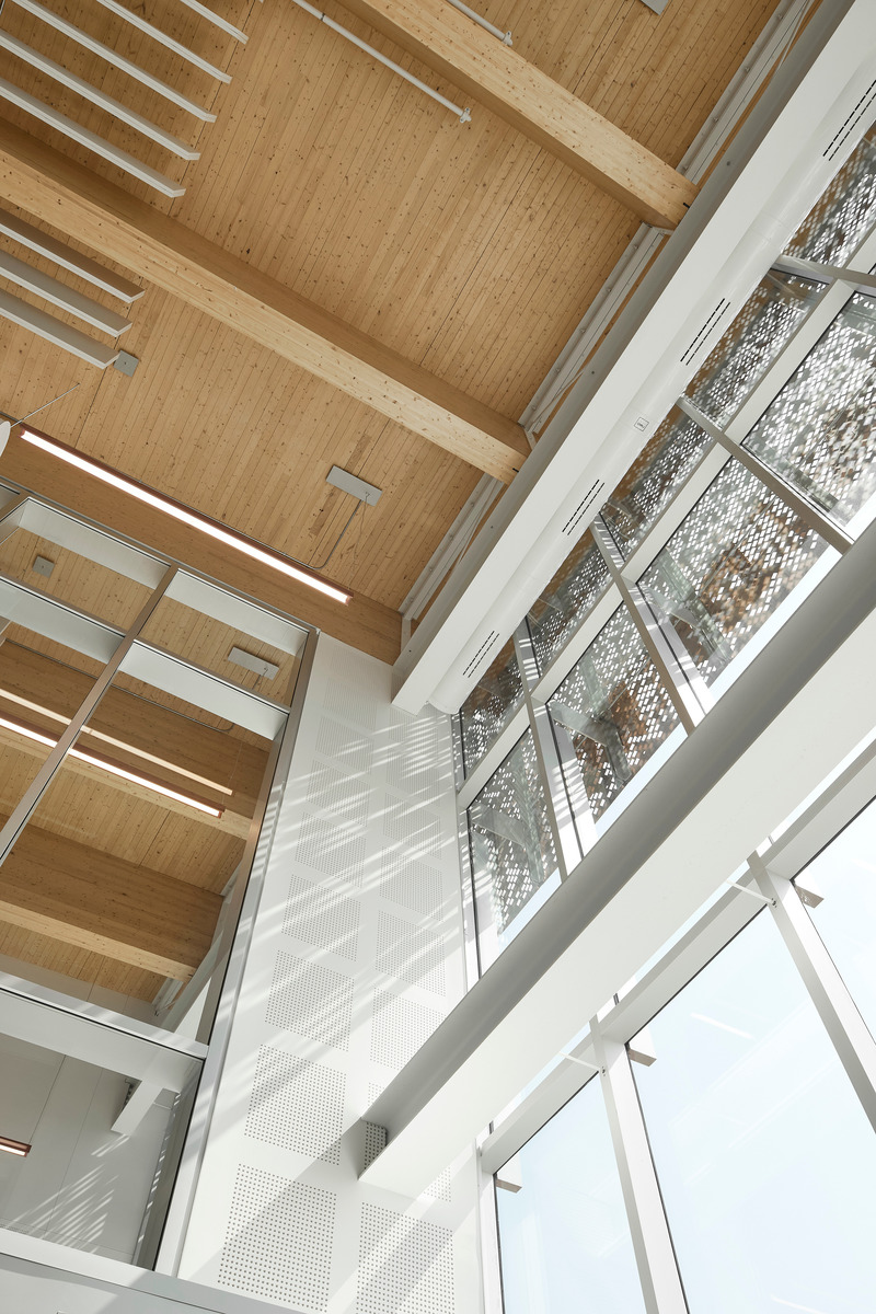 Dossier de presse | 612-24 - Communiqué de presse | Une nouvelle aérogare pour l’aéroport de Rouyn-Noranda - EVOQ Architecture + ARTCAD en consortium - Architecture institutionnelle - Crédit photo : Maxime Brouillet