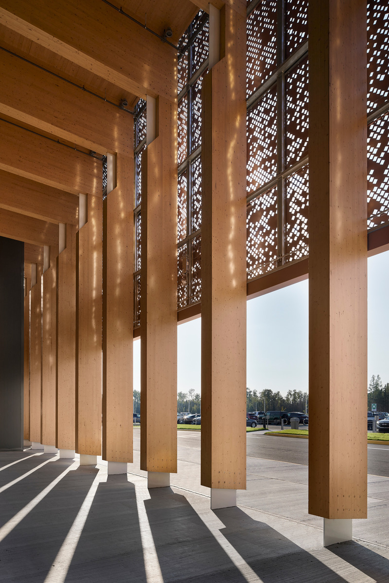 Dossier de presse | 612-24 - Communiqué de presse | Une nouvelle aérogare pour l’aéroport de Rouyn-Noranda - EVOQ Architecture + ARTCAD en consortium - Architecture institutionnelle - Crédit photo : Maxime Brouillet