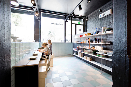 Dossier de presse | 679-06 - Communiqué de presse | Commerce Design Brussels Awards winners 2013 - Commerce Design Brussels - Concours - GARAGE À MANGER&nbsp;- Rue Washington 185, B1050<br>by ProtOtype