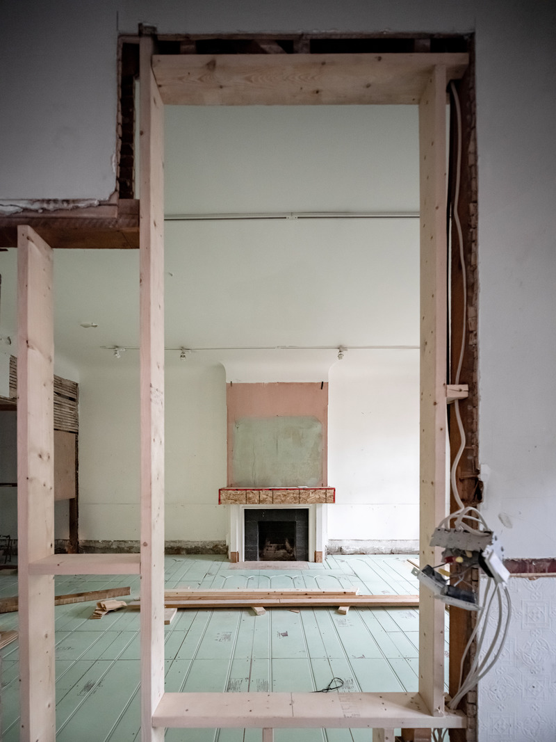 Dossier de presse | 5900-02 - Communiqué de presse | Camera Lucida - AMA / Anya Moryoussef Architect - Design d’intérieur résidentiel - During De-construction - Crédit photo : Scott Norsworthy