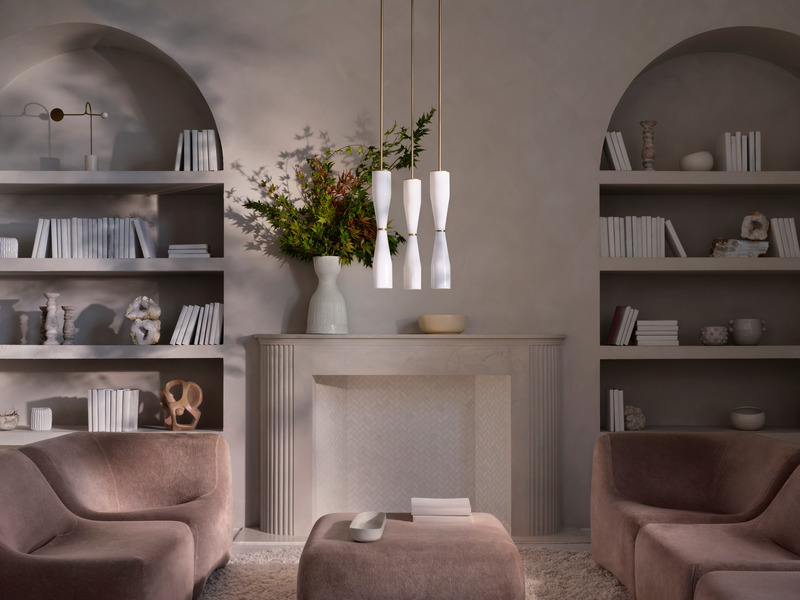 Press kit | 1665-05 - Press release | Etcetera Lighting Series Makes US Debut at ICFF - Lightmaker Studio - Lighting Design - Etcetera Pendant - Photo credit: Lisa Petrole