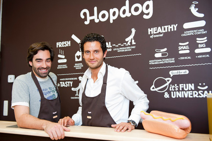 Dossier de presse | 679-06 - Communiqué de presse | Commerce Design Brussels Awards winners 2013 - Commerce Design Brussels - Concours - HOPDOG&nbsp;- City 2 - Rue Neuve 123, B1000<br>by Unid Design