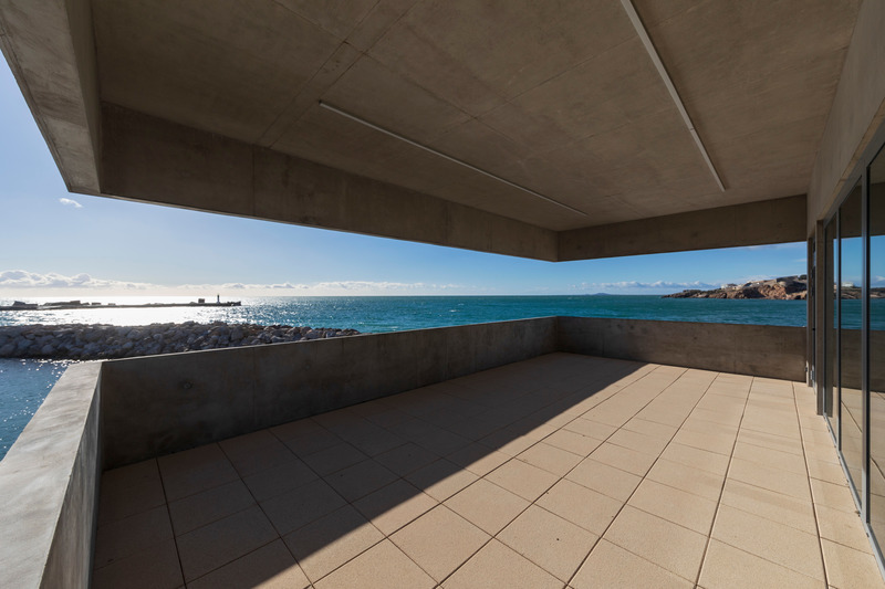 Dossier de presse | 921-14 - Communiqué de presse | Pôle nautique de Sète - NBJ Architectes - Architecture institutionnelle - Crédit photo : Jean-Luc Girod