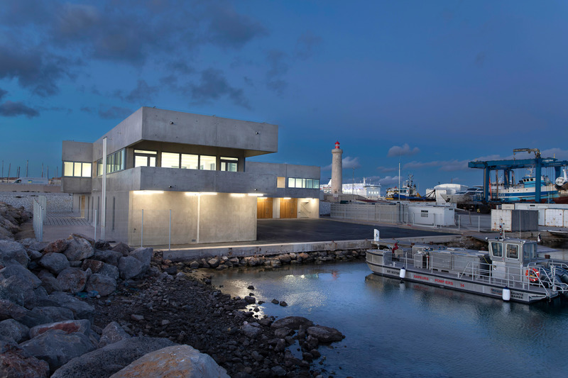 Dossier de presse | 921-14 - Communiqué de presse | Pôle nautique de Sète - NBJ Architectes - Architecture institutionnelle - Crédit photo : Jean-Luc Girod