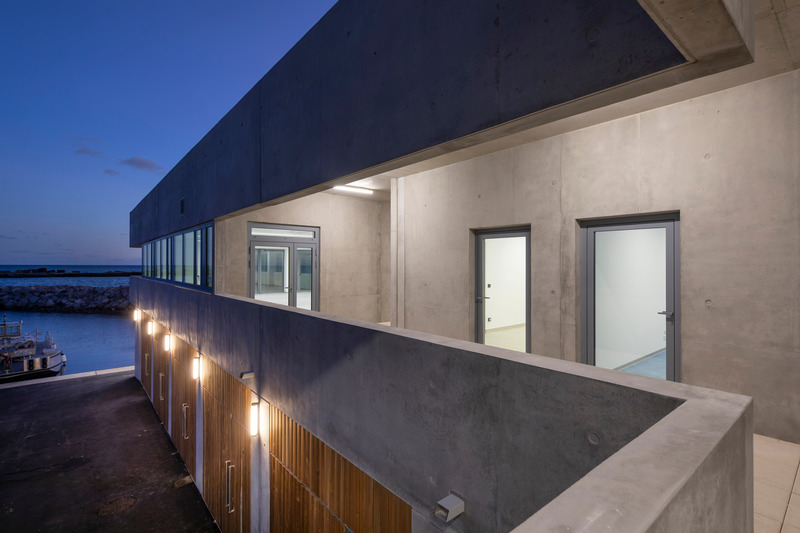 Dossier de presse | 921-14 - Communiqué de presse | Pôle nautique de Sète - NBJ Architectes - Architecture institutionnelle - Crédit photo : Jean-Luc Girod