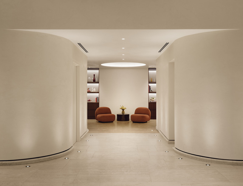 Press kit | 1303-18 - Press release | East Meets West at Montreal’s Transformed Vogue Hotel - Sid Lee Architecture - Commercial Interior Design - Cabinet of Curiosities - Photo credit: Alex Lesage
