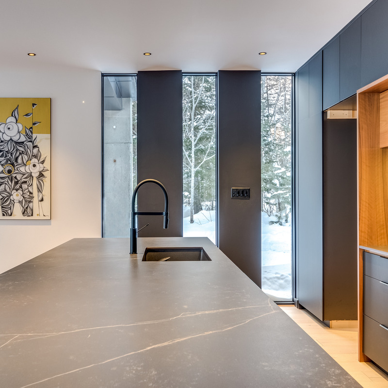 Press kit | 1776-09 - Press release | Lac Taureau Residence - Fabelta, fenestration systems - Residential Architecture - Photo credit: Claude Badet