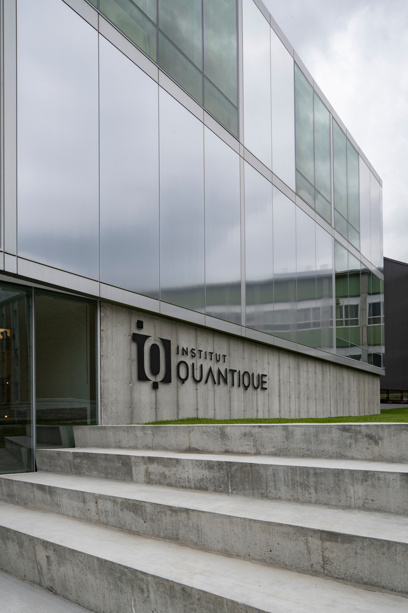 Press kit | 774-17 - Press release | 2023 Prix d’excellence en architecture: Winners unveiled - Ordre des architectes du Québec - Institutional Architecture - <p class="">INSTITUT QUANTIQUE</p><p class="" style=""> </p><p class="" style="">Conception : Saucier + Perrotte architectes</p><p class="">Client : Université de Sherbrooke</p>Emplacement : Sherbrooke, Estrie - Photo credit: Olivier Blouin 