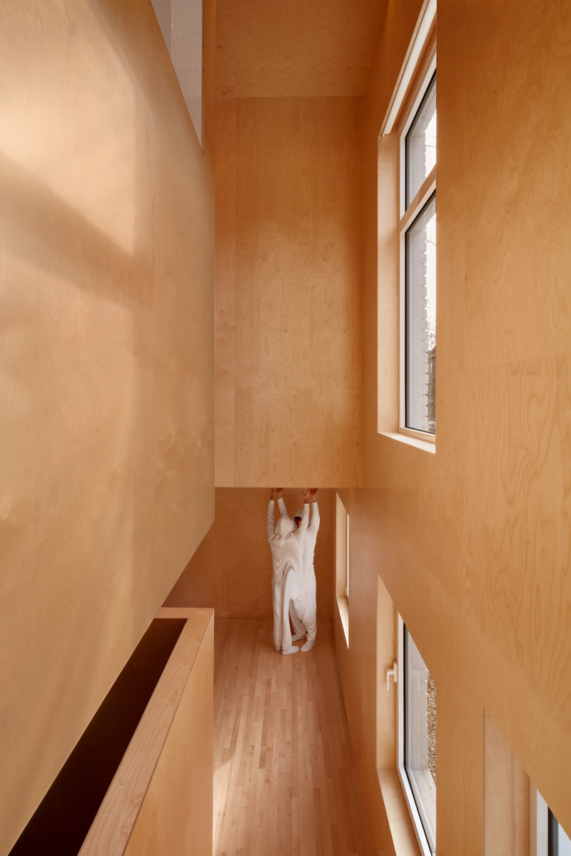 Press kit | 774-17 - Press release | 2023 Prix d’excellence en architecture: Winners unveiled - Ordre des architectes du Québec - Institutional Architecture - <p class="">MB</p><p class="">Conception : Studio Jean Verville architectes</p><p class="">Client : Benjamin Boller et Mathieu Denécheau</p><p class="">Emplacement : Montréal</p> - Photo credit: Maxime Brouillet