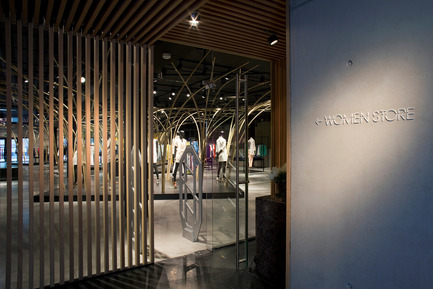 Dossier de presse | 679-06 - Communiqué de presse | Commerce Design Brussels Awards winners 2013 - Commerce Design Brussels - Concours - SMETS PREMIUM STORE&nbsp;- Chaussée de Louvain 650, B1030<br>by Zoom Architecture (Florent Cenni et EstelleBenatar)<br>