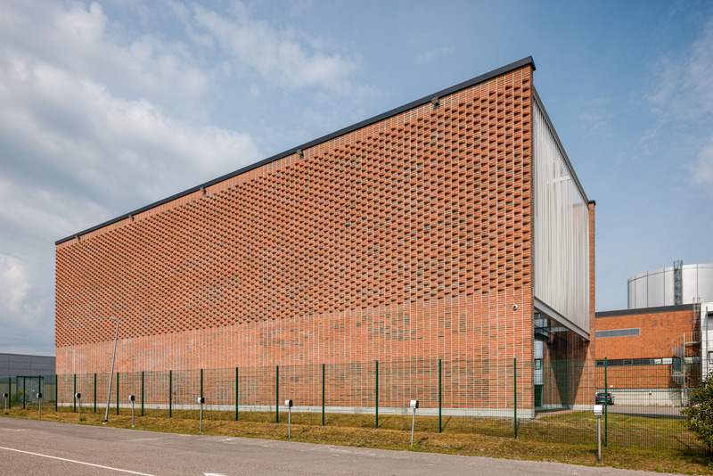 Dossier de presse | 5706-01 - Communiqué de presse | Vuosaari Heat Pump Building - Virkkunen & Co Architects Ltd - Architecture industrielle - Crédit photo : Tuomas Kivinen