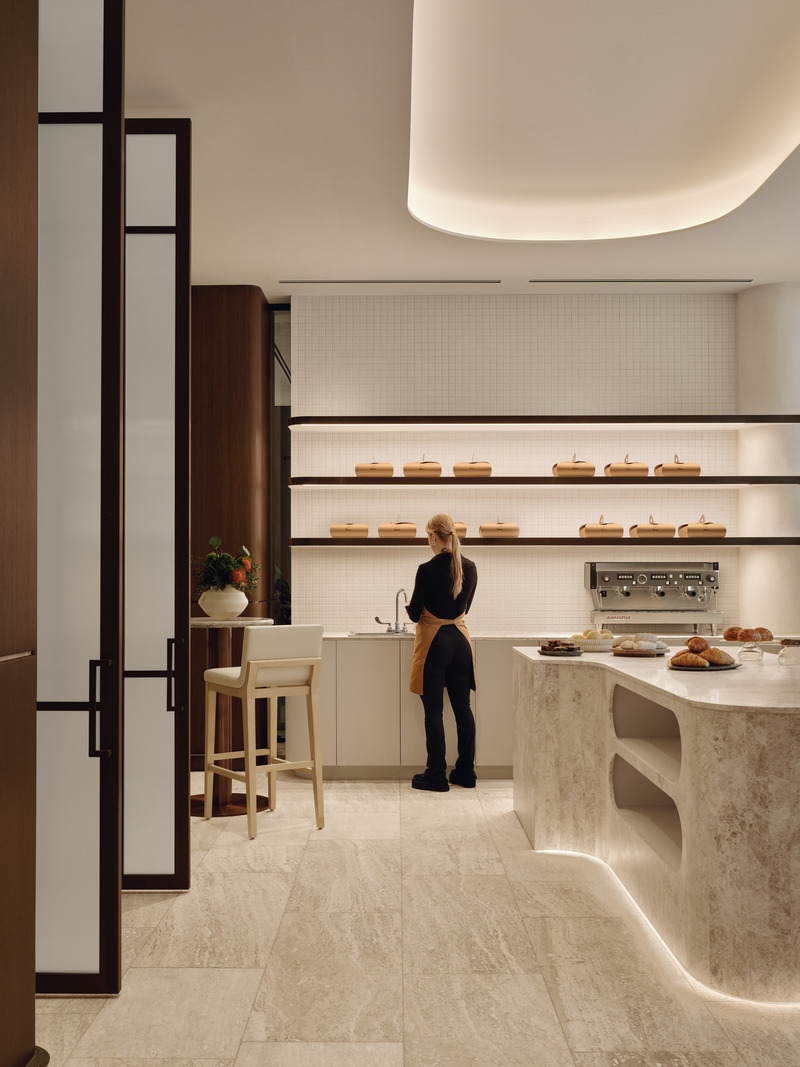 Press kit | 1303-18 - Press release | East Meets West at Montreal’s Transformed Vogue Hotel - Sid Lee Architecture - Commercial Interior Design - Café Bazin - Photo credit: Alex Lesage