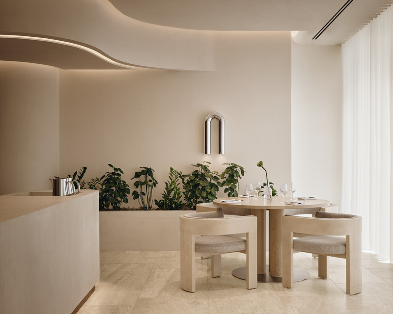 Press kit | 1303-18 - Press release | East Meets West at Montreal’s Transformed Vogue Hotel - Sid Lee Architecture - Commercial Interior Design - YAMA (restaurant)  - Photo credit: Alex Lesage